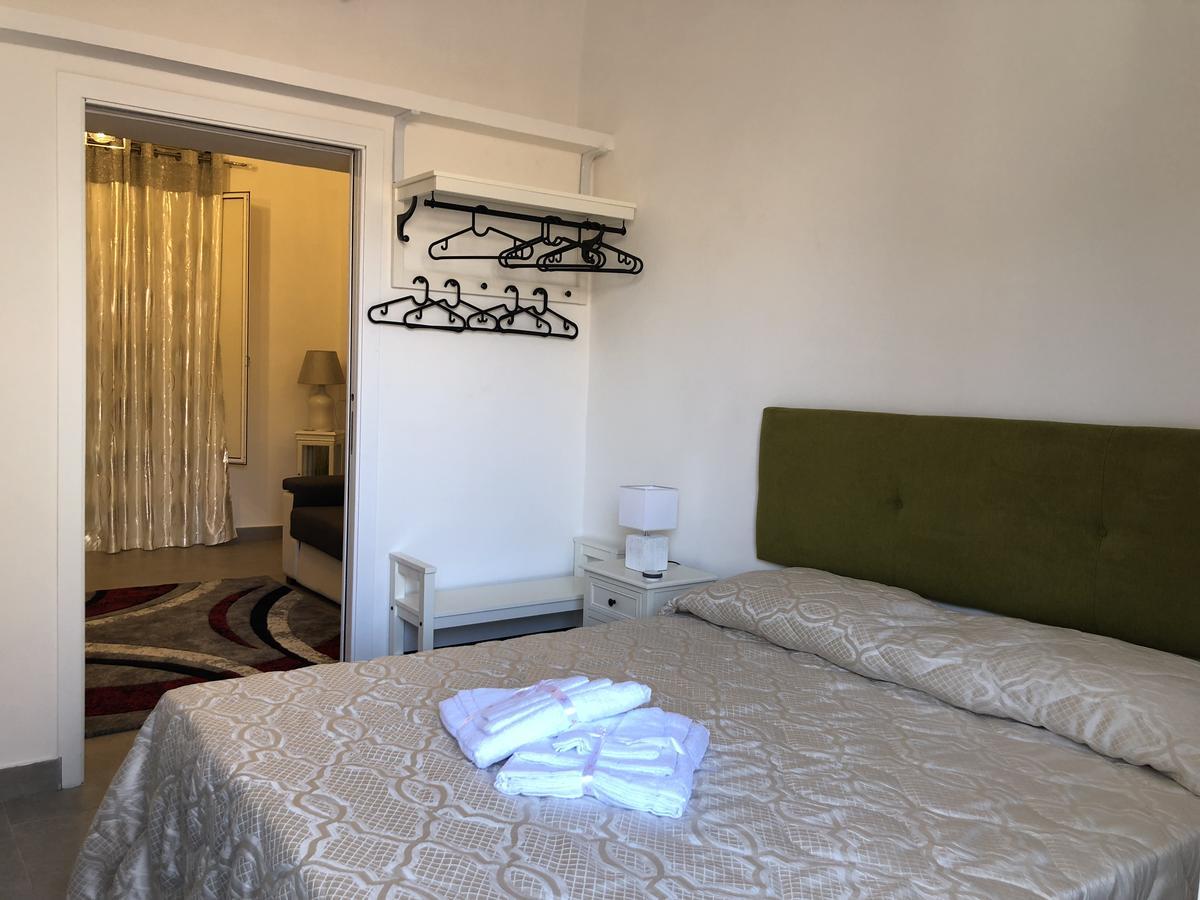 La Petite Suite CTA Exterior foto