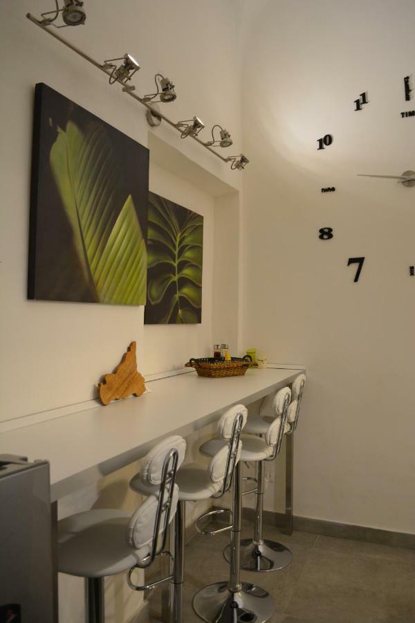 La Petite Suite CTA Exterior foto